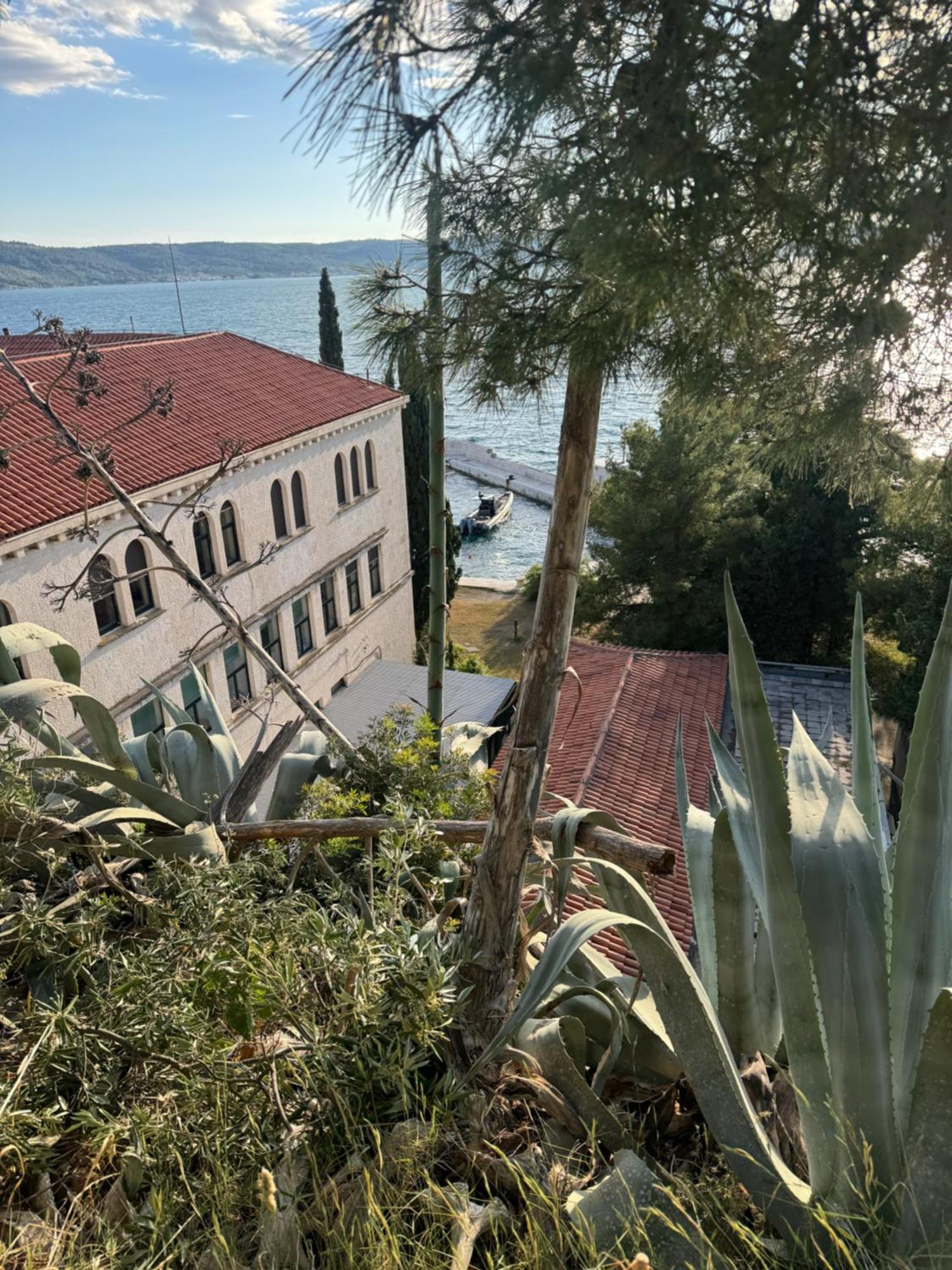 Lodore Del Mare On The Apartment Split