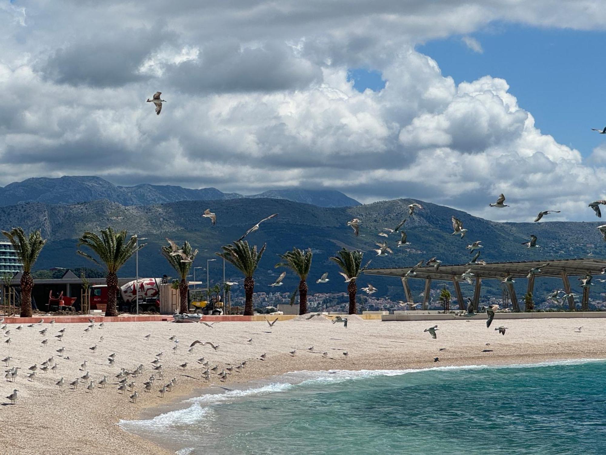 Apartment Lodore Del Mare On The